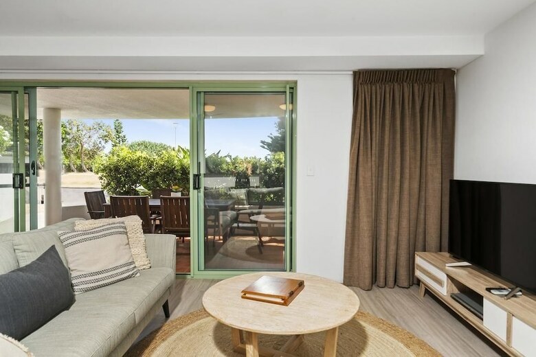 Apartamentos Karinya At Surfside