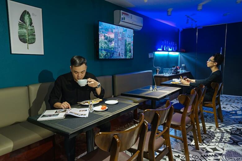 Veris Hotel