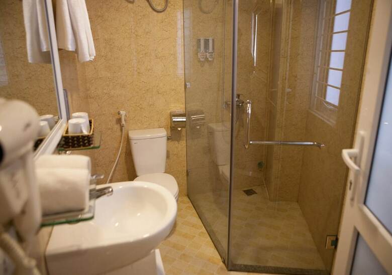 Veris Hotel