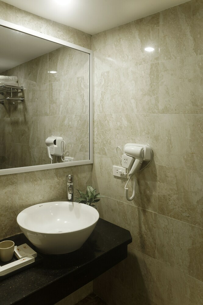 Veris Hotel