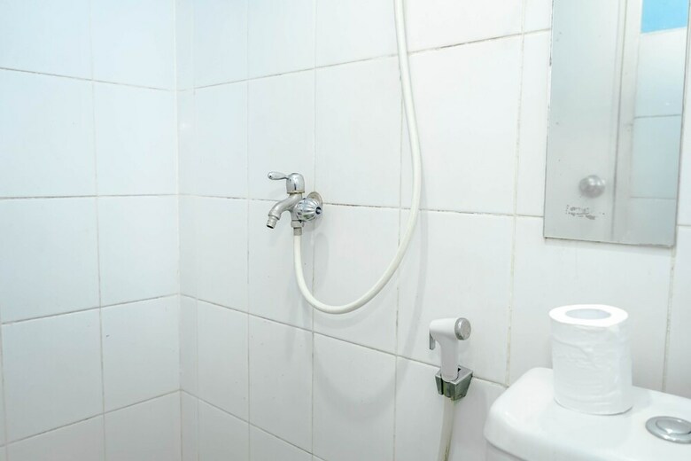 Cozy Studio Room Kalibata City Apartment