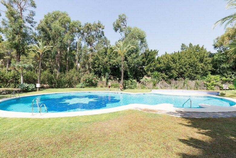 Malagasuite Marina Golf Apartment