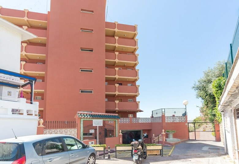 Malagasuite Beach Viewpoint Apartment