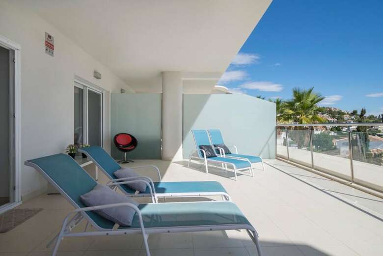 Malagasuite Luxury Resort Higueron Apartment