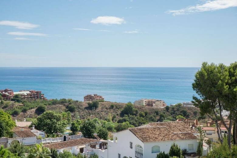 Malagasuite Luxury Resort Higueron Apartment