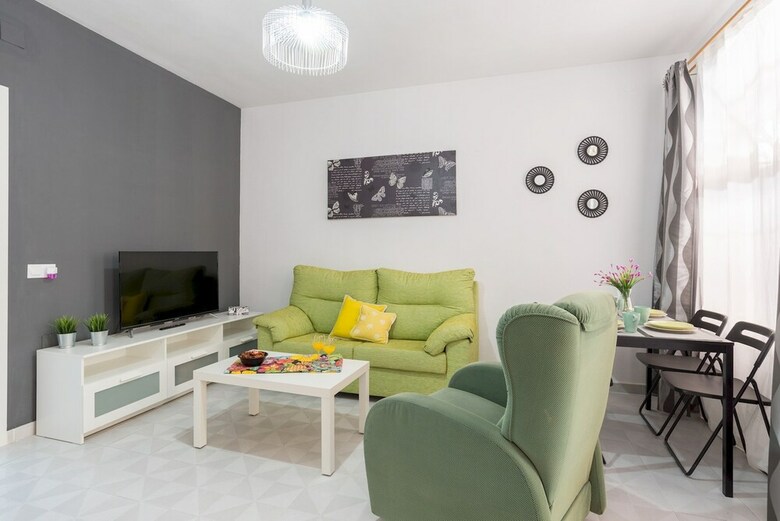 Malagasuite Cozy Apartment In Benalmadena