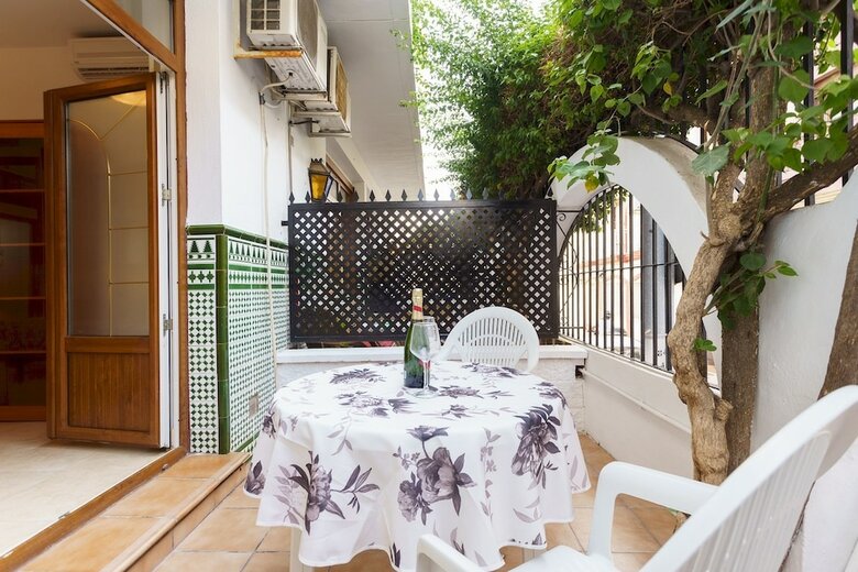 Malagasuite Studio On The Beach Apartment