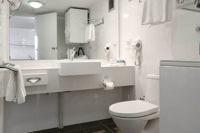 The Summit Apartments