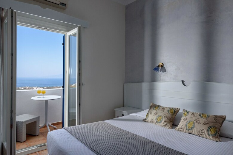 Anemomilos Hotel & Apartments