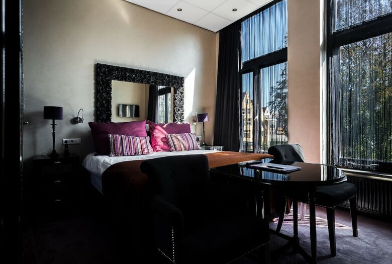 Hotel Sebastian's