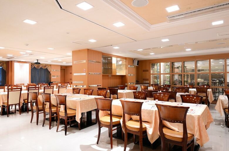 Majesty Hotel