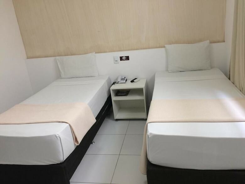 Augustos Hotel
