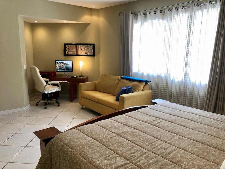Luxury Condo Romantic Zone-beach