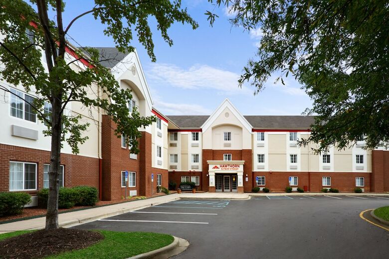 Hotel Hawthorn Suites By Wyndham Omaha / Old Mill