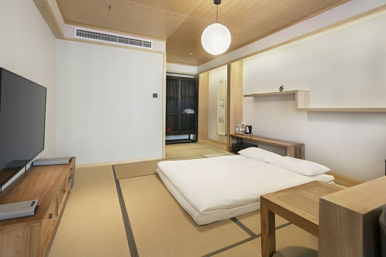 Qianna Qianxun Boutique Hotel