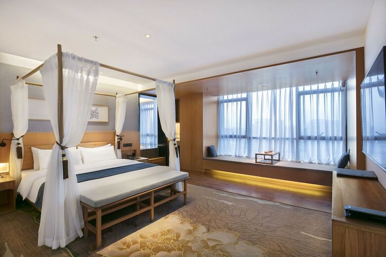 Qianna Qianxun Boutique Hotel
