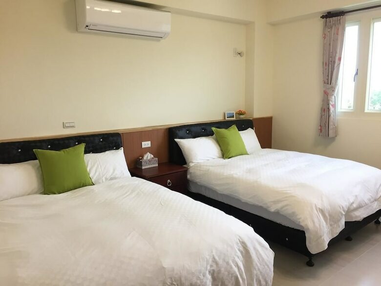 Bed & Breakfast Flower 280