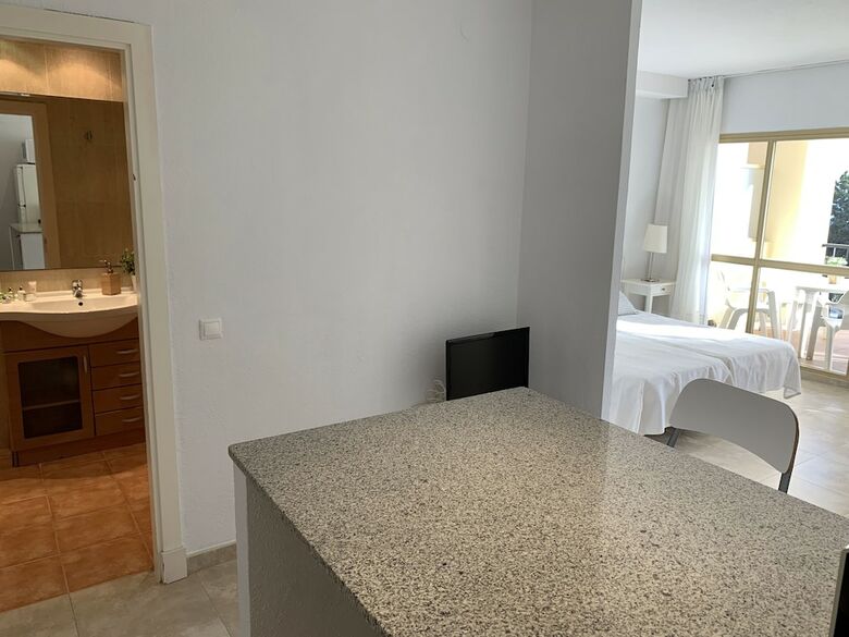 Apartamentos Estudio Primera Linea de Playa 50 Mtrs