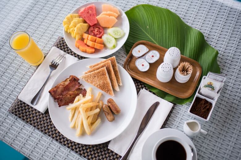 Hotel Adhiloka