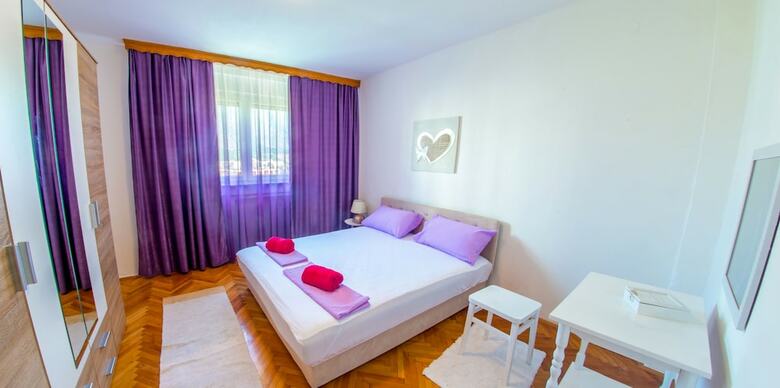 Hotel Apartment Rainbow Star
