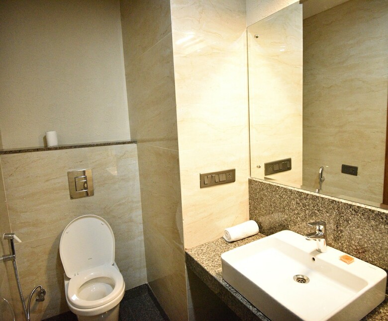 Hotel Sk Grand