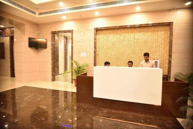 Hotel Sk Grand