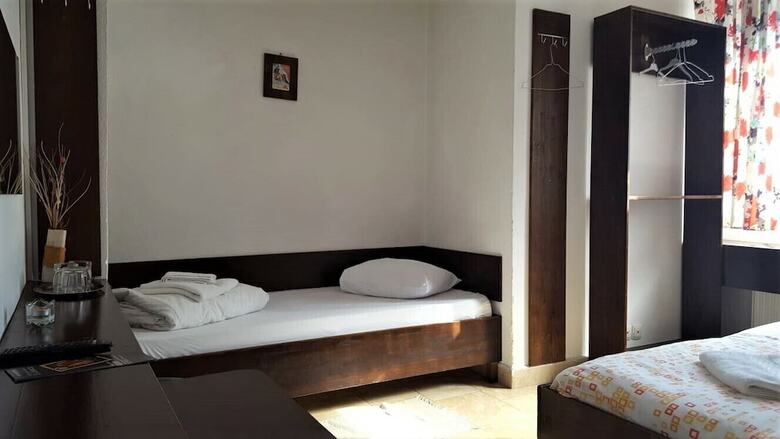 Hostal Taxi Hostel