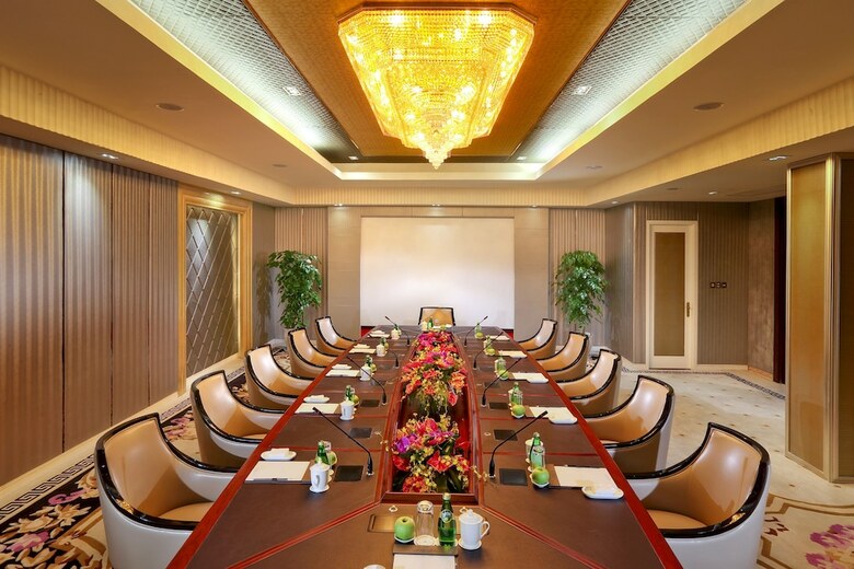 Royal International Hotel