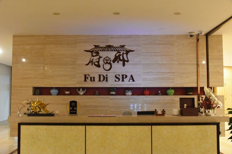 Royal International Hotel