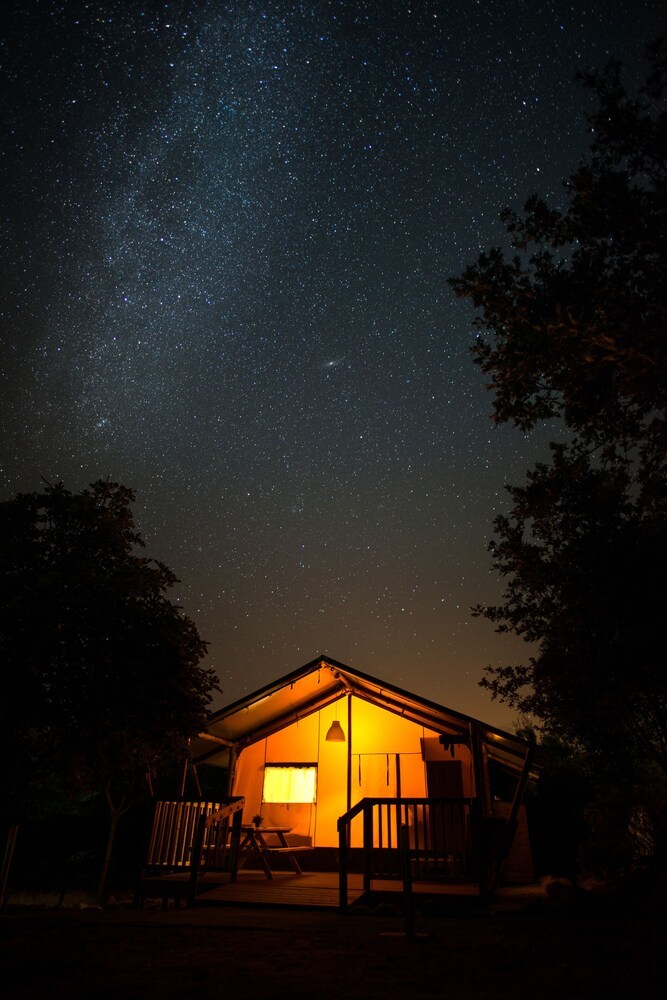 Veragua. Glamping Y Apartamentos Tur�sticos