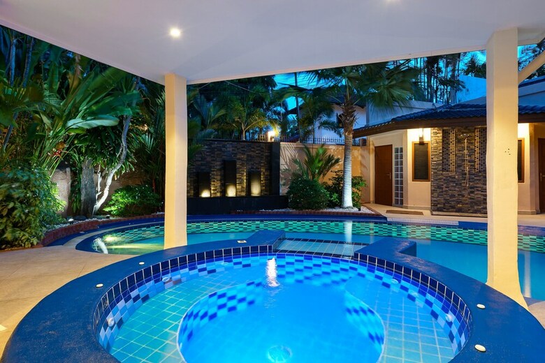 Luxury Pool Villa T1 Near Walking Street
