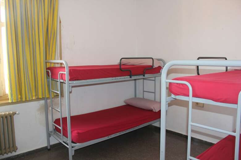 Hostal Casa De Col�nies Mogent