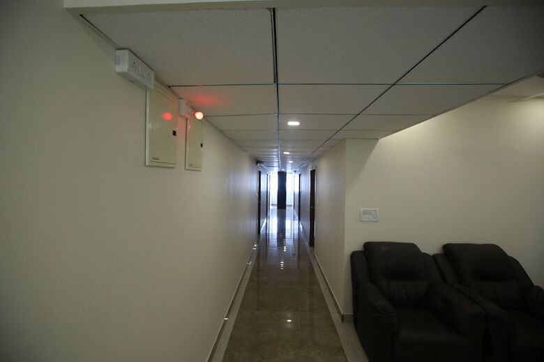 Hotel Anjani Suites