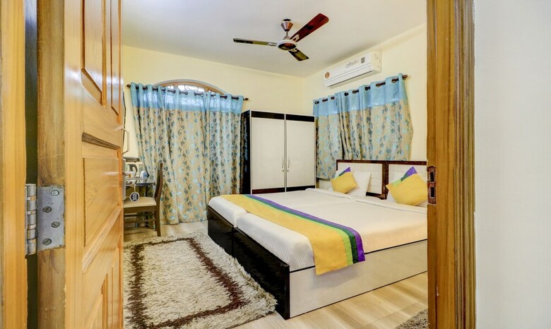 Hotel Treebo Trip Ashraya Inn