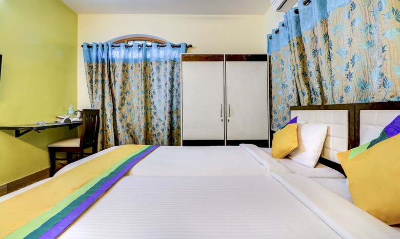 Hotel Treebo Trip Ashraya Inn