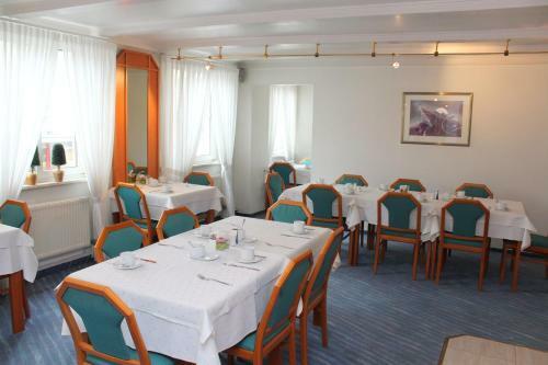 Hostal Hotel Sonne