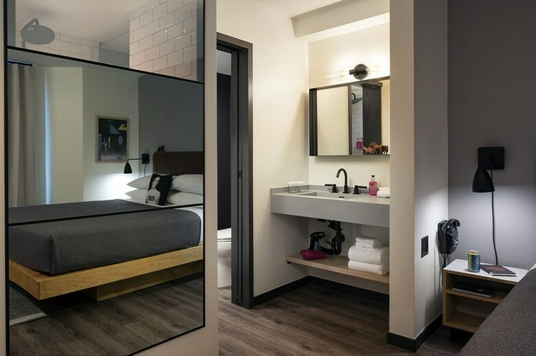 Hotel Moxy Memphis Downtown