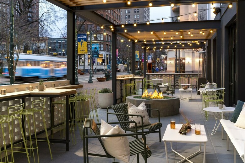 Hotel Moxy Memphis Downtown