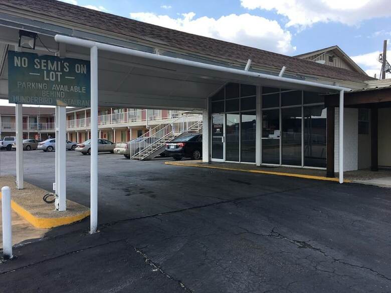 Thunderbird Motel Hillsboro
