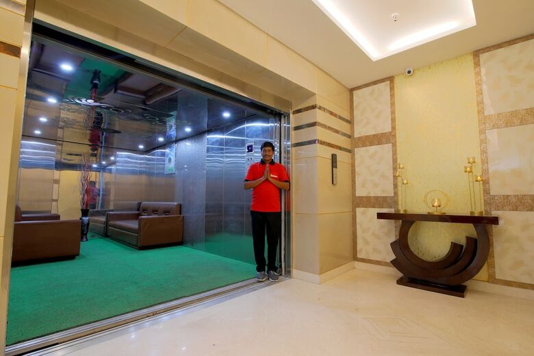 Hotel Atithi Plaza
