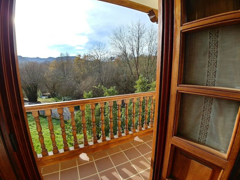 Agroturismo Casa de Campo 'la Riega I'