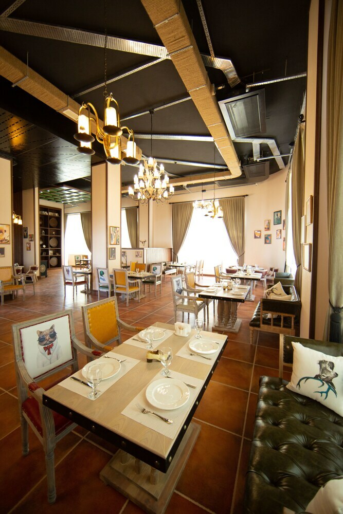 Saat Meydani Hotel