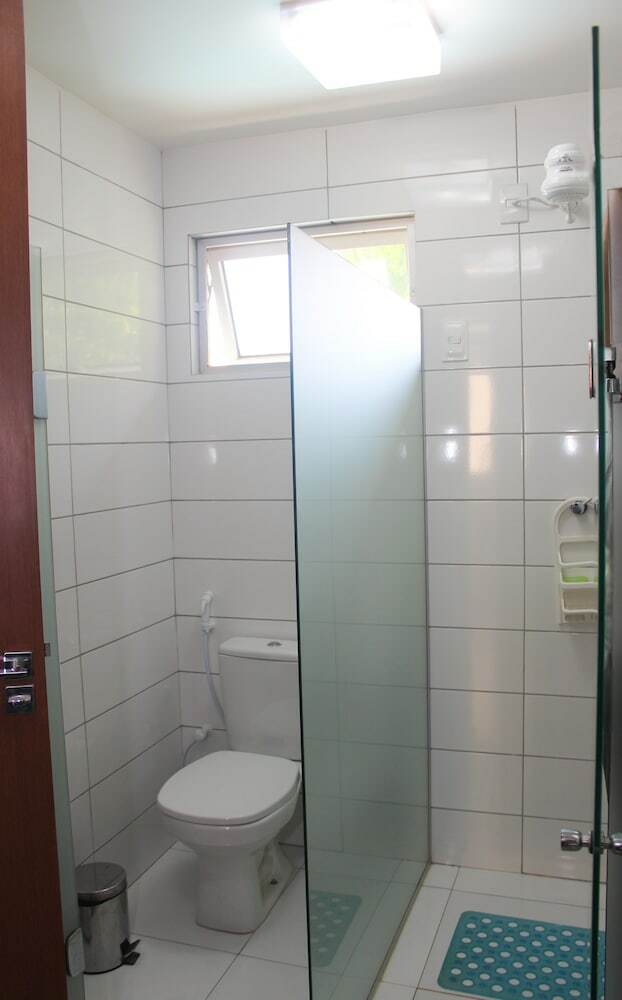 Confort�vel Apart No Solar �gua Pipa