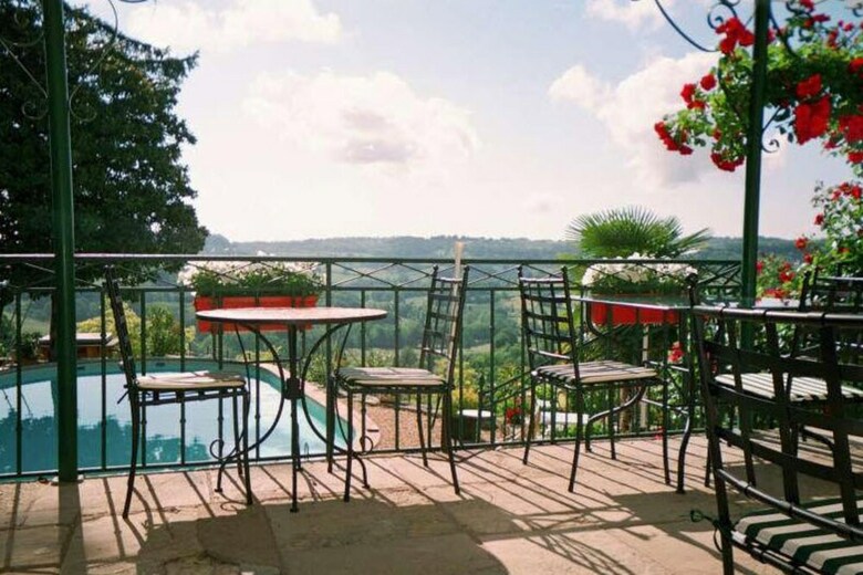 Hotel H�tel Le Saint Robert