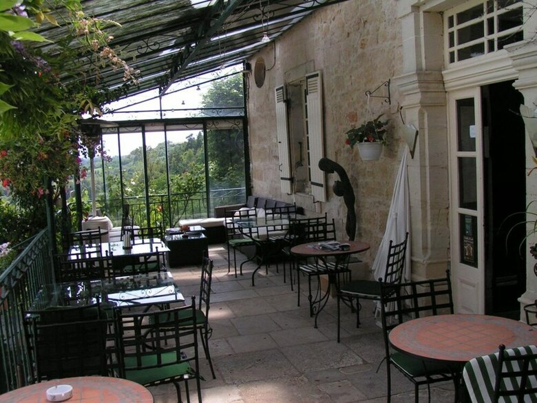 Hotel H�tel Le Saint Robert