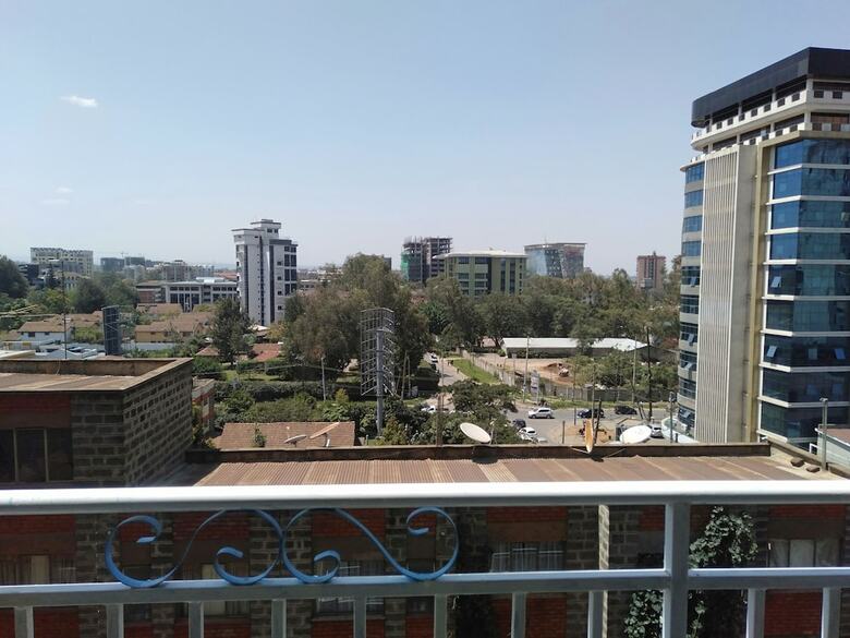 S. Lucie Mango Apartment