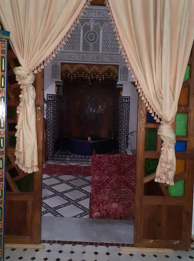 Hostal Hostel El Blida