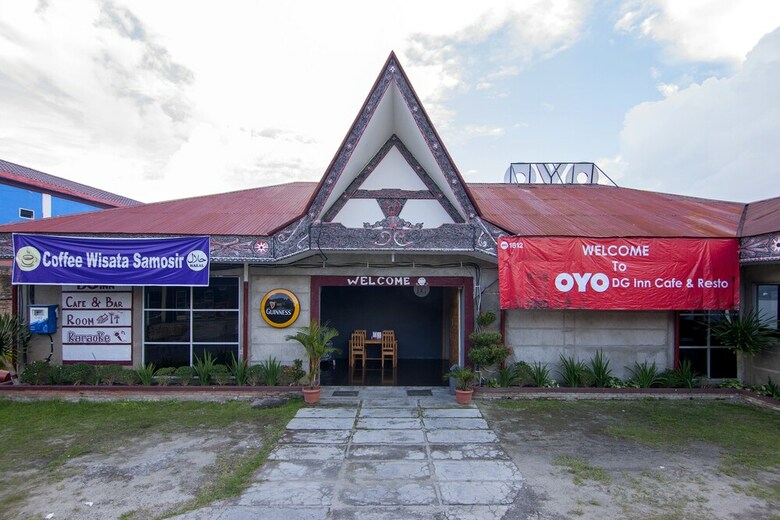 Bed & Breakfast Oyo 1812 Dg Inn Omah Waris