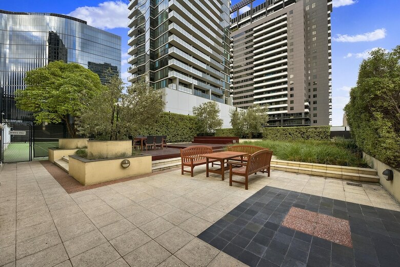 Apartamentos 3 Bedroom Across From Crown Free Parking