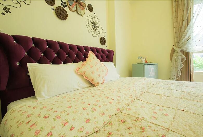Z. H. Garden Hotel